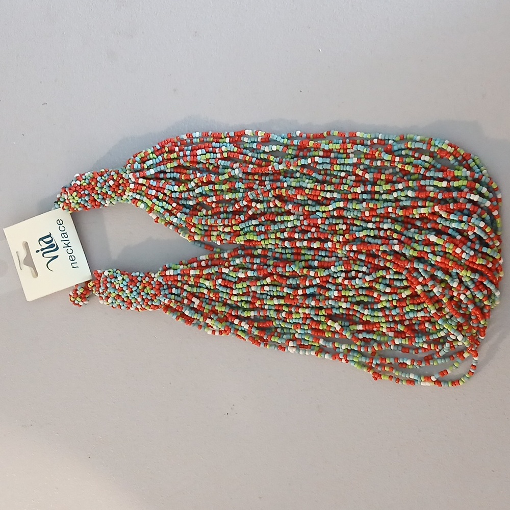Glass beaded necklace 18 inches